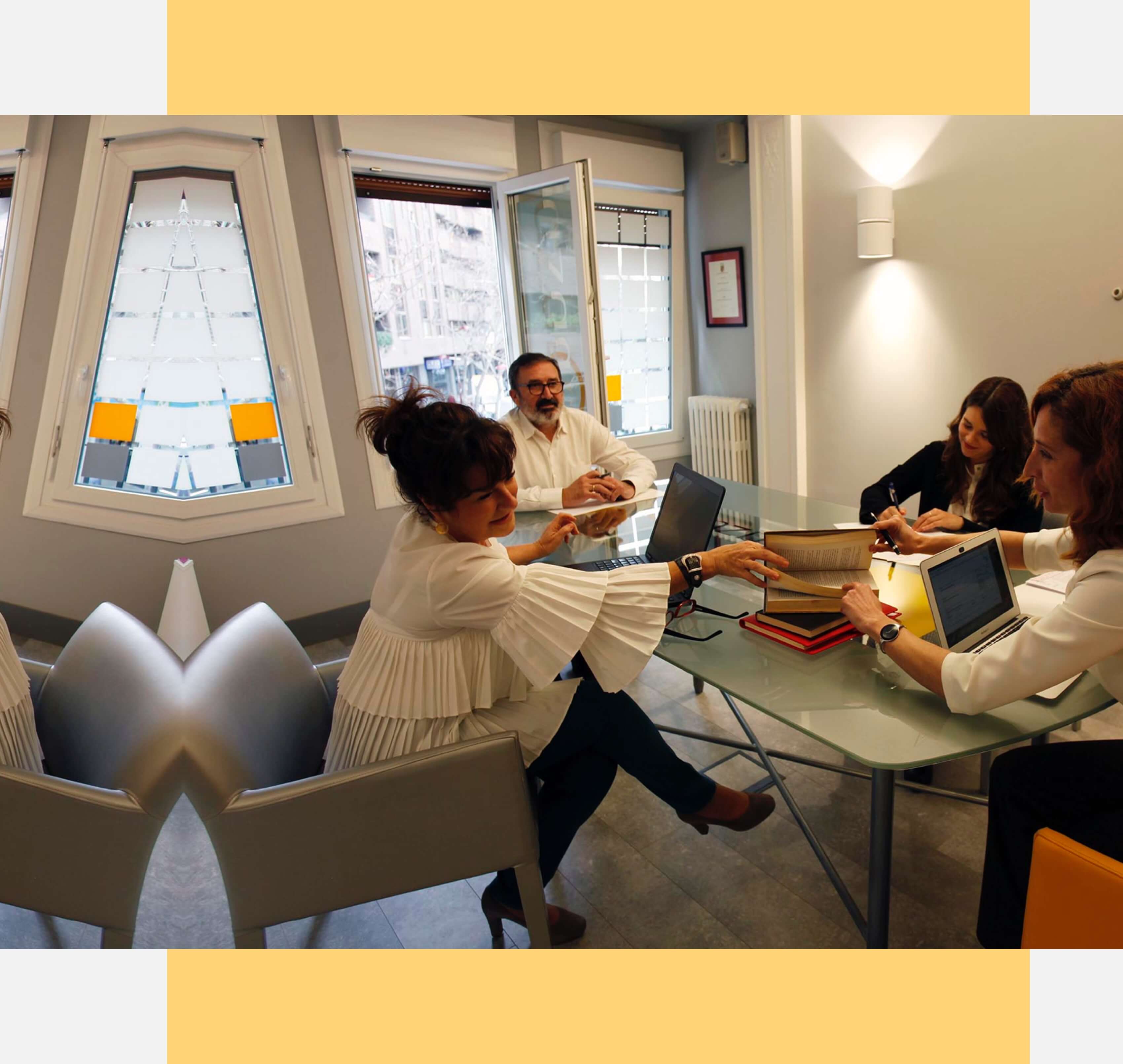 Equipo Azagra Patentes y Marcas